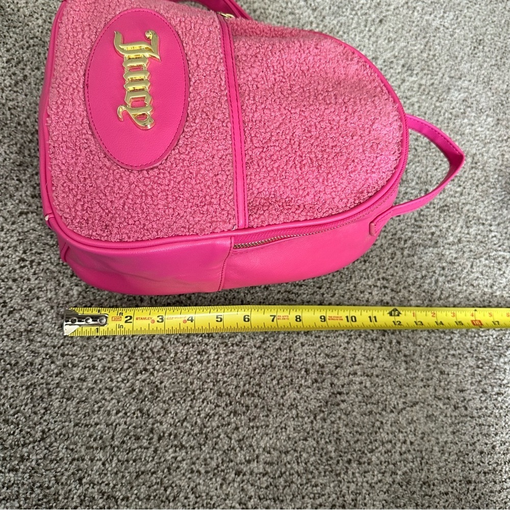 JUICY COUTURE Hot Pink Sherpa Backpack Logo Lining R $150 - Picture 14 of 16